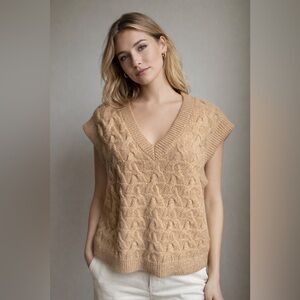 On 34th Women’s Vneck Cotton Blend Ribbed Tan Knit Sleeveless Sweater Size Small